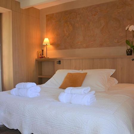 Le Jas Des Parpaillous Apartman L'Isle-sur-la-Sorgue Kültér fotó