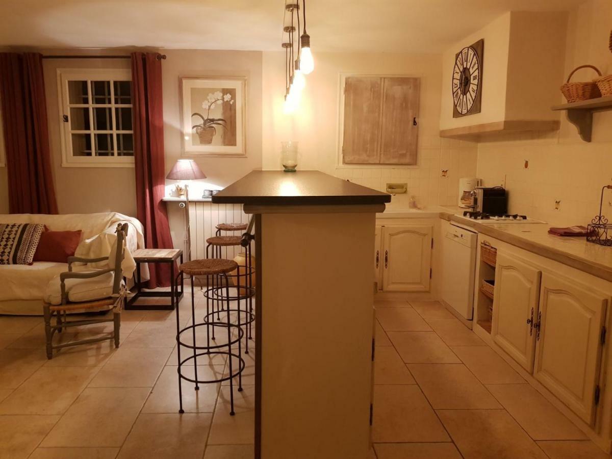 Le Jas Des Parpaillous Apartman L'Isle-sur-la-Sorgue Kültér fotó